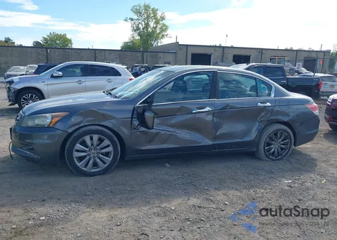 2011 Honda Accord 3.5 Ex-L from USA, damaged, VIN 1HGCP3F8XBA010881